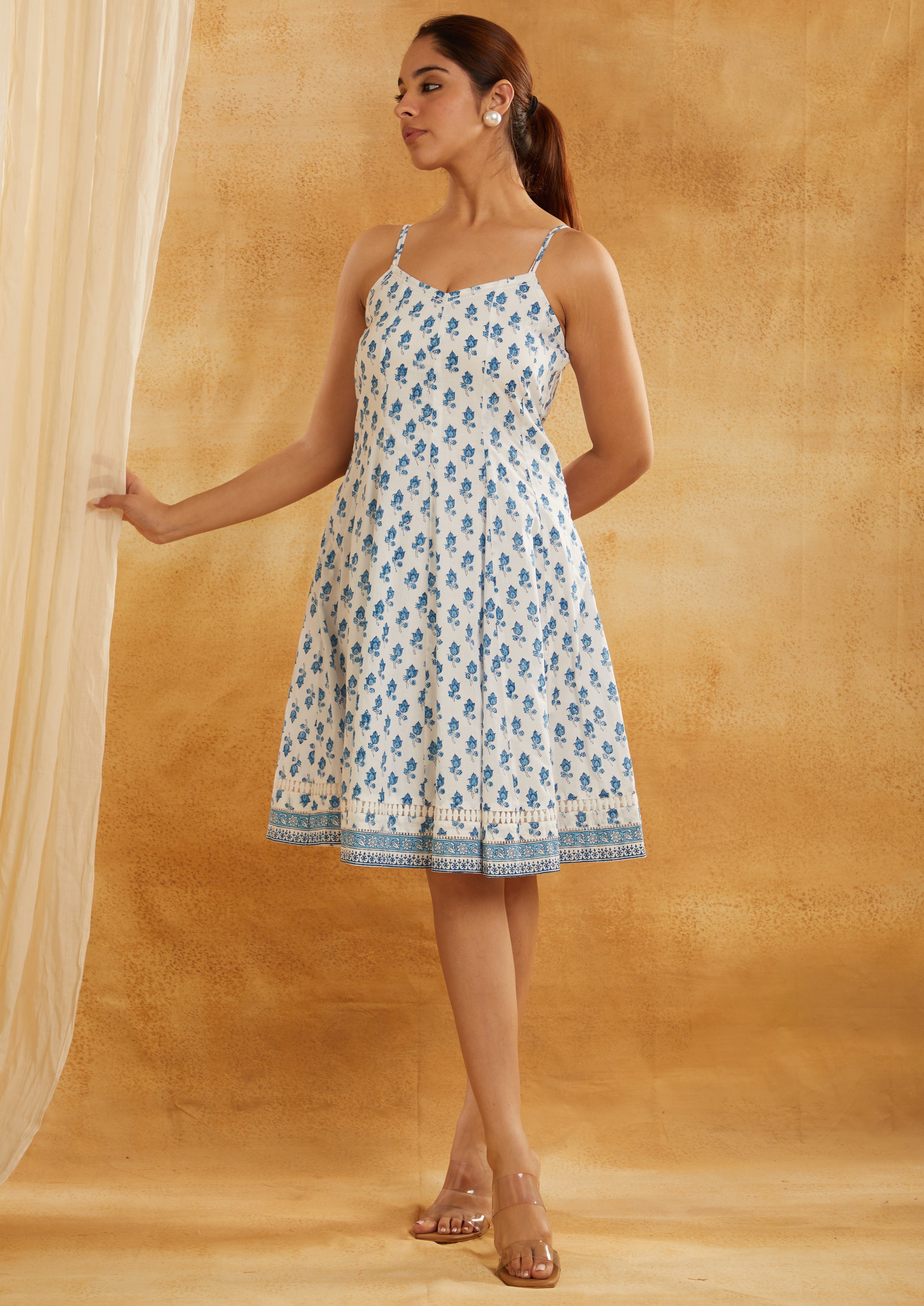 WHITE BLUE FLARE DRESS