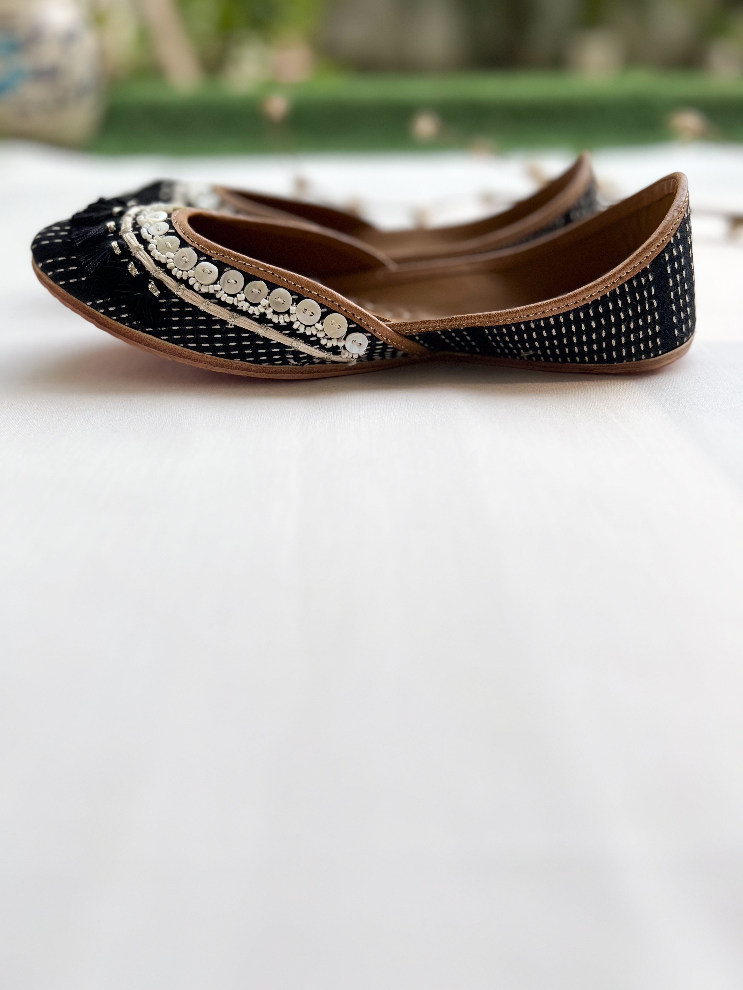 Chaand Boho Jutti