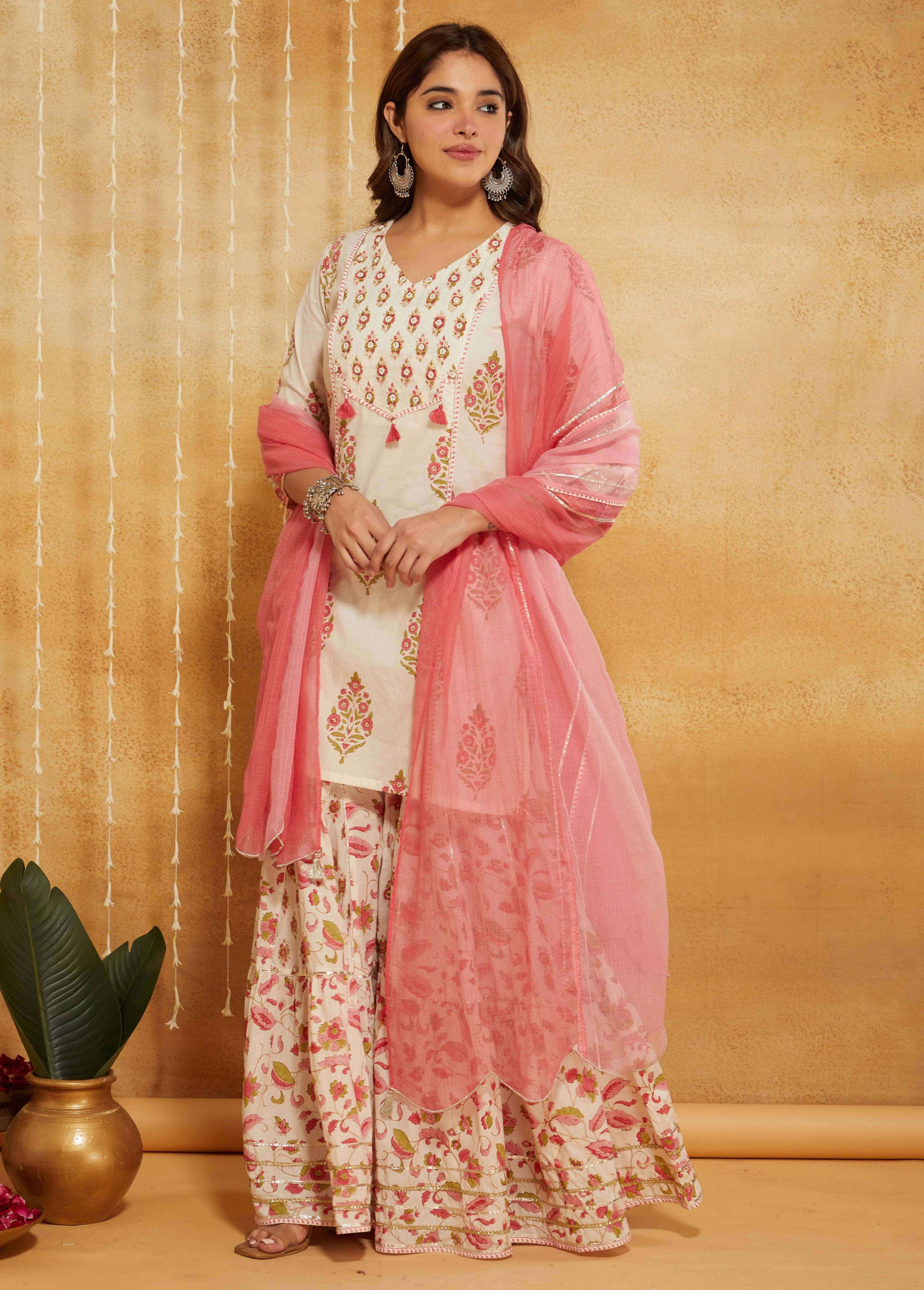 GULABI PEARL BLOCK SHARARA SET