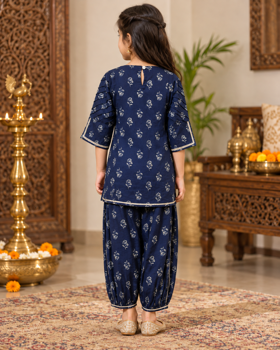 Indigo Rose Girls Festive Kurta Pajama Set